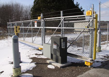 Superior Door and Gate Systems Inc | Fences & Gates